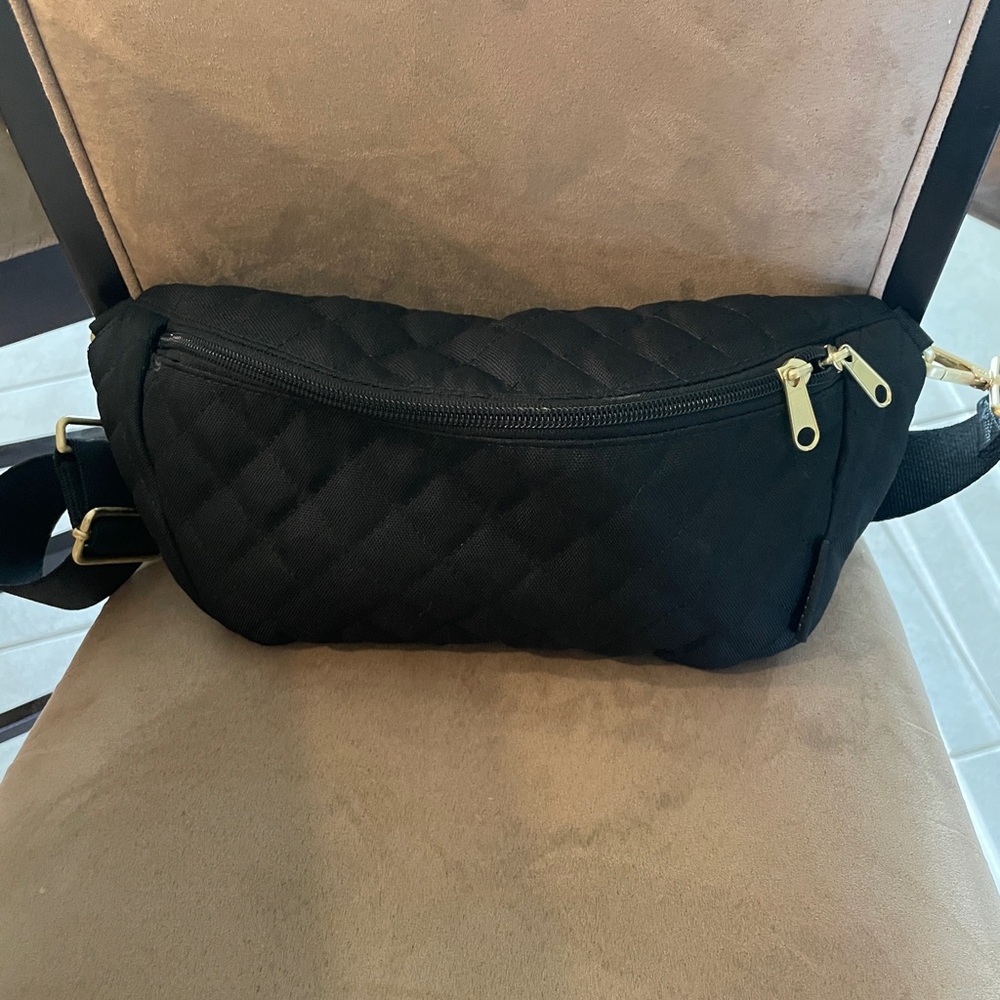 Canvelle Quilted Fanny Original Size Black